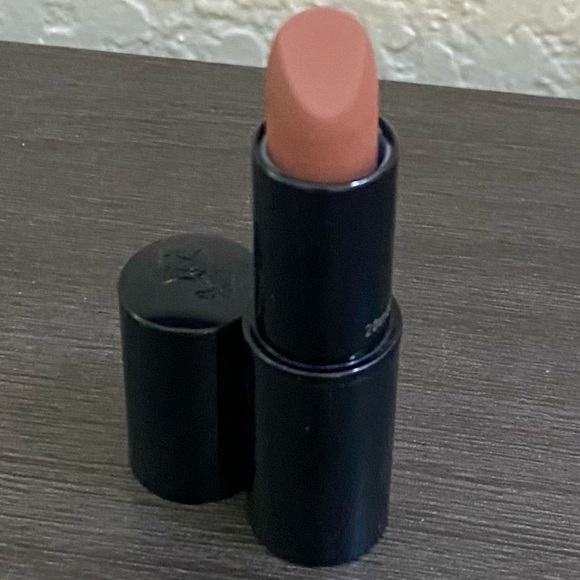 Lancome Color Design Inconspicuous Matte Lipstick - Picture 1 of 2